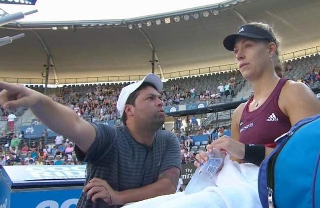 Кто обыграл Серену Уильямс в финале Australian Open? (+фото и видео)