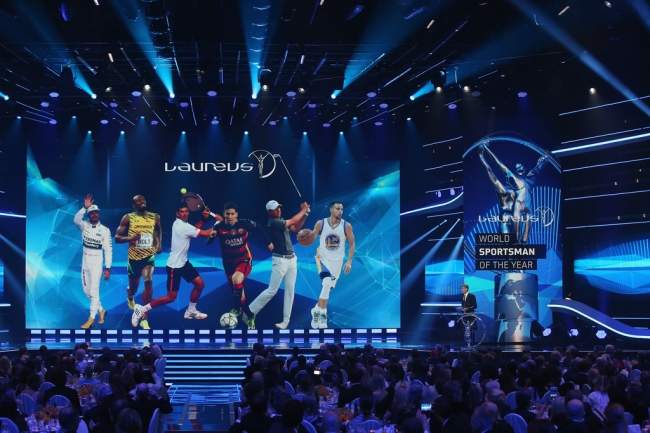 Теннисисты правят спортивным миром: "Оскар" для Новака и Серены (+фото и видео)