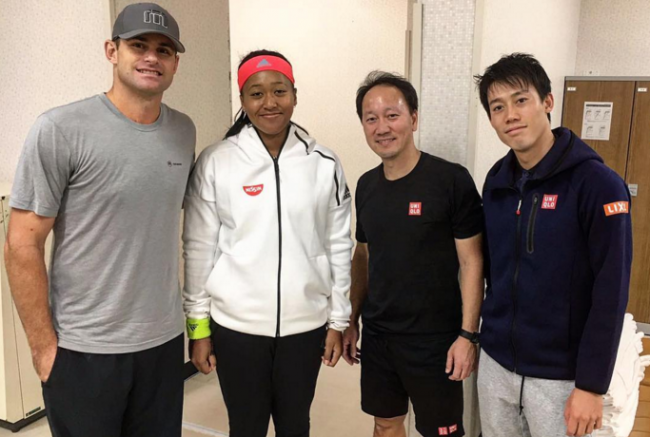 Обзор соцсетей за 26 ноября: Нисикори пригласил Роддика в Японию, тренировка Цуренко, Хьюитт с сыном на баскетболе (ФОТО)