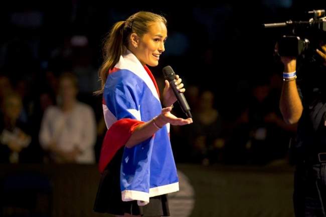 Пуиг одержала победу над Шараповой в выставочном матче в Пуэрто-Рико (ФОТО)