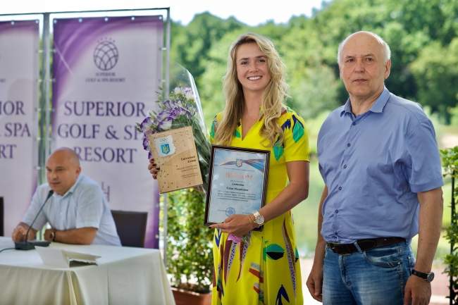 Элина Свитолина провела мастер-класс для юных теннисистов в Харькове