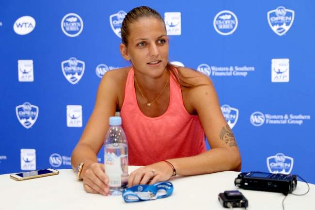 Каролина Плишкова: "Первый ты или второй, ты должен выходить на корт и показывать свой лучший теннис, иначе ты проиграешь"