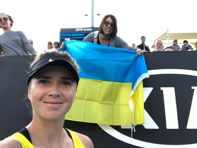 Элина Свитолина подарила своей болельщице билет на матч в Австралии