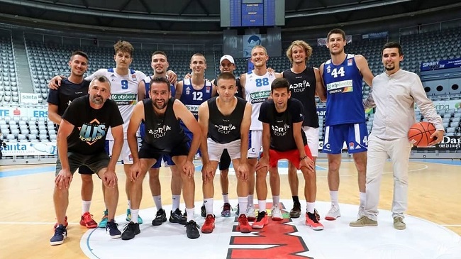 Джокович, Зверев и другие теннисисты сыграли в баскетбол в Хорватии (ВИДЕО)