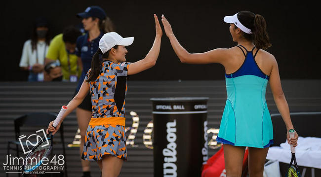 WTA Finals. Аояма и Сибахара выиграли дебютный матч в Гвадалахаре