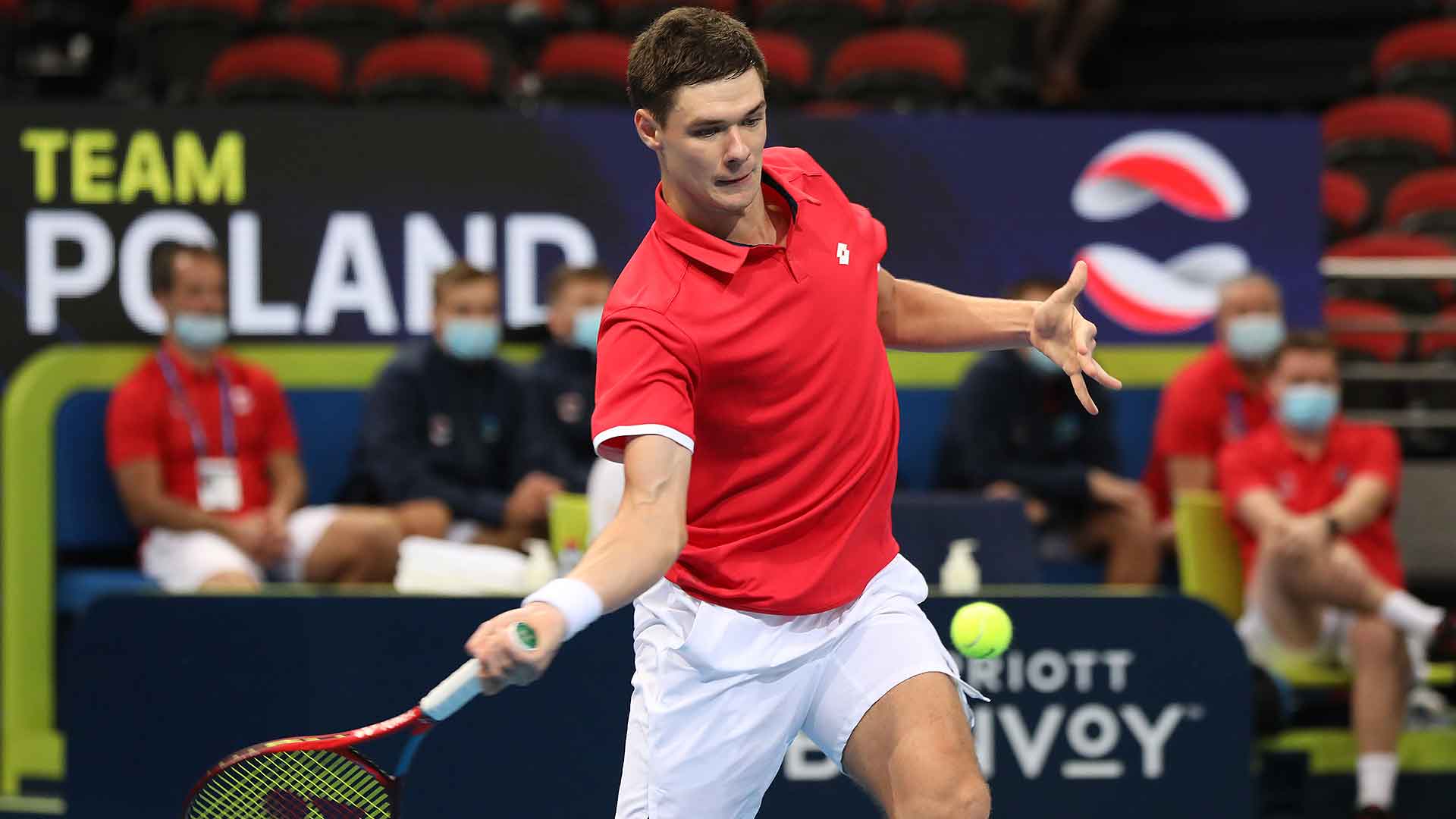 Теннисист сборной Польши сдал положительный тест на коронавирус накануне полуфинала в ATP Cup