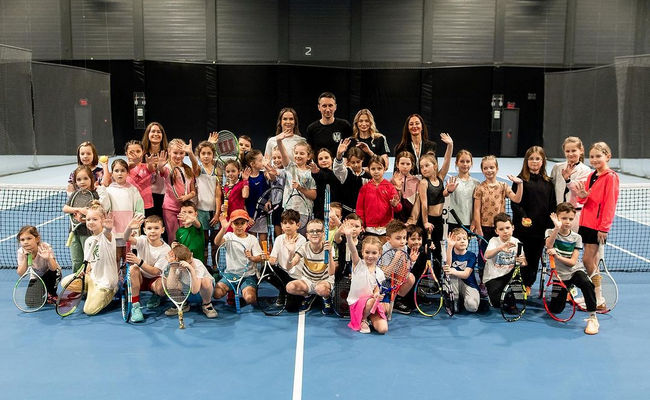 Элина Свитолина и Сергей Стаховский сыграли с юными теннисистами во Львове