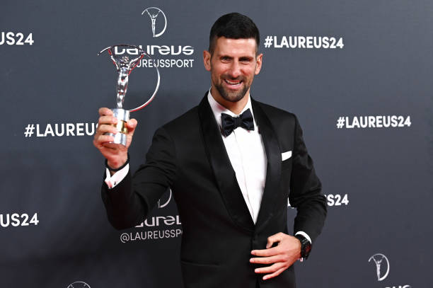 Новак Джокович получил престижную награду "Спортсмен года" по версии "Laureus World Sports Awards"