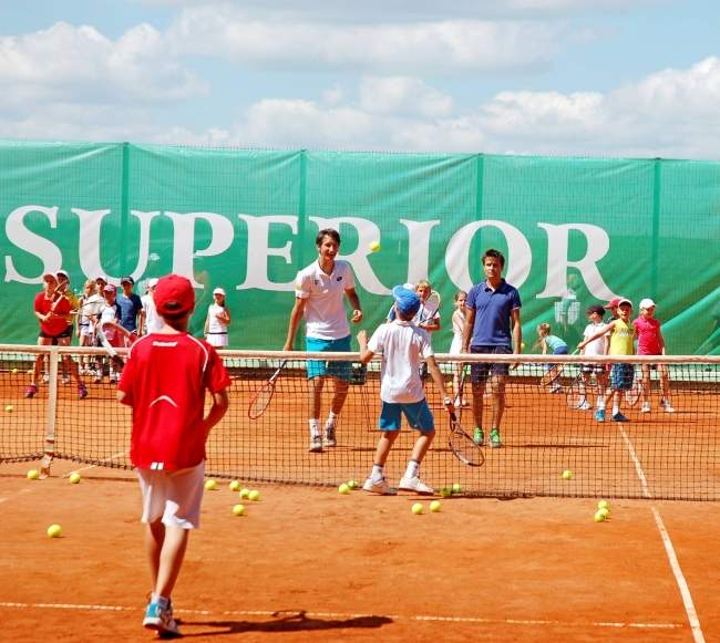 В Харькове состоялся Праздник тенниса с участием Санторо, Бахрами, Медведева и Стаховского (+фото)