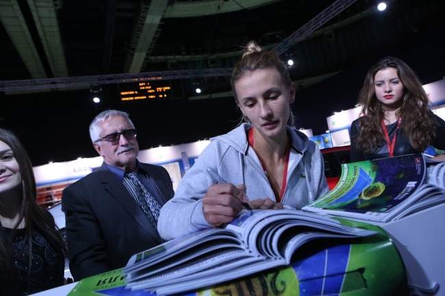 Леся Цуренко встретилась с болельщиками на Кубке Кремля (ФОТО)