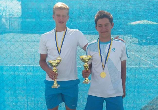 Юниоры. Гинка и Крутых - чемпионы Украины в возрасте до 16 лет