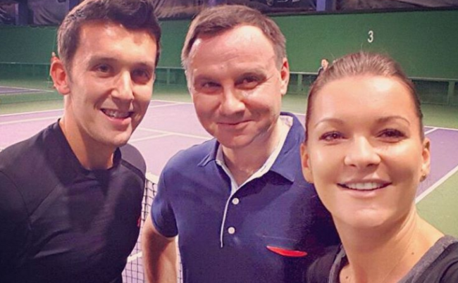 Обзор соцсетей: Радваньска сыграла в теннис с президентом, Тим вернулся на корт, Савчук совершенствует подачу (ФОТО)