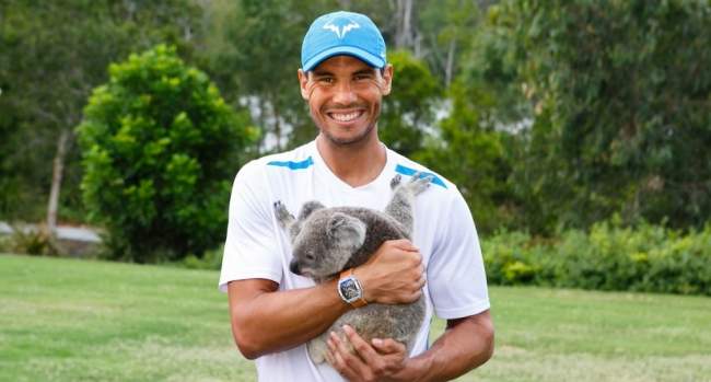 Рафаэль Надаль познакомился с коалой и провел открытую тренировку