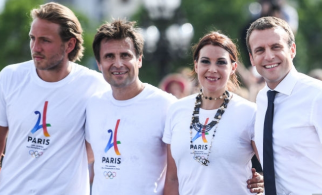 Президент Франции сыграл в теннис со звездами спорта