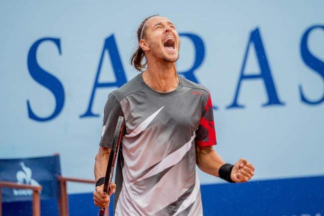 Гштаад. 29-летний Сахаров выиграл свой первый матч в ATP-туре