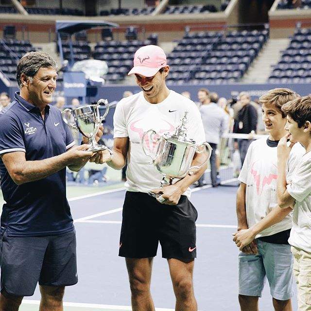 Тони Надаль: "19 титулов Федерера на Больших Шлемах? Рафа сможет выиграть столько же"