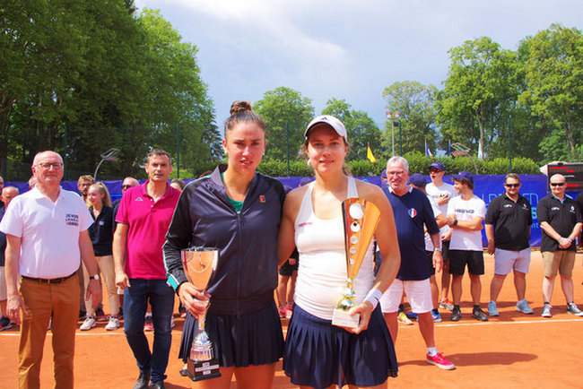 Кужмова оформила третий титул в сезоне, 17-летняя Данилович побеждает на 60-тысячнике в Ферсмольде