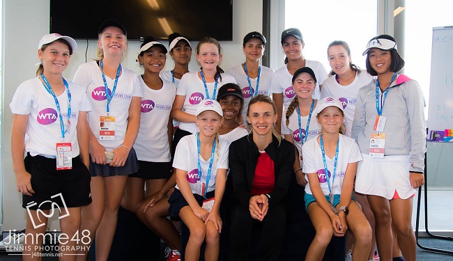 Цуренко встретилась с юными теннисистками в Брисбене (ВИДЕО)