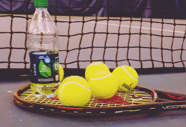 "Что пить во время занятий спортом?" Советы теннисистам от Юлии Бейгельзимер