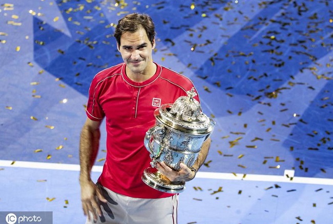 Базель. Федерер в десятый раз стал чемпионом домашнего турнира