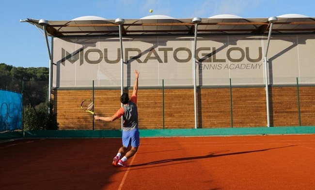 Старт теннисной лиги Муратоглу откладывают на один месяц