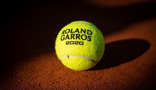 Официально: на Ролан Гаррос теннисистку отправили на карантин из-за положительного теста на коронавирус