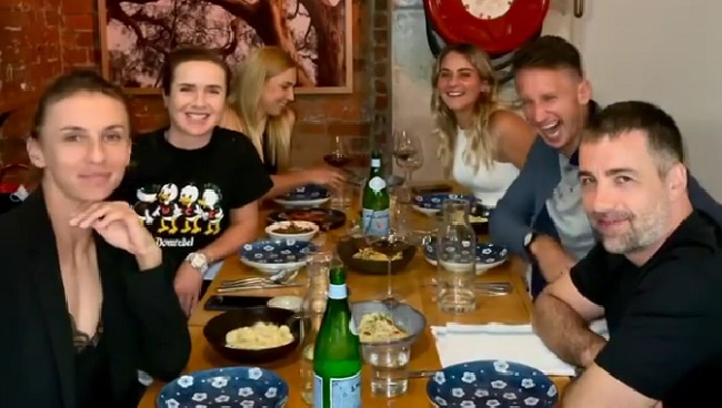 Украинские теннисисты собрались на ужин в Мельбурне