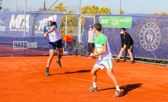 Молчанов, Сачко и Манафов сыграют в парных четвертьфиналах на турнирах ATP Challenger Tour