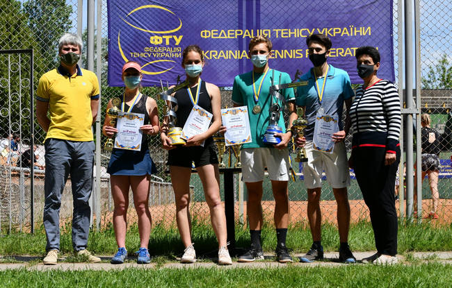 Дятлова и Самофалов стали победителями на Кубке Украины