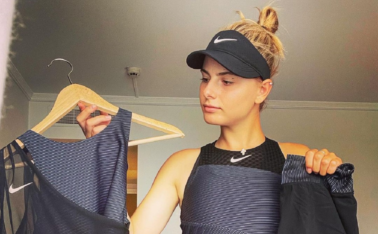 Катарина Завацкая показала новую форму от "Nike" для Ролан Гаррос