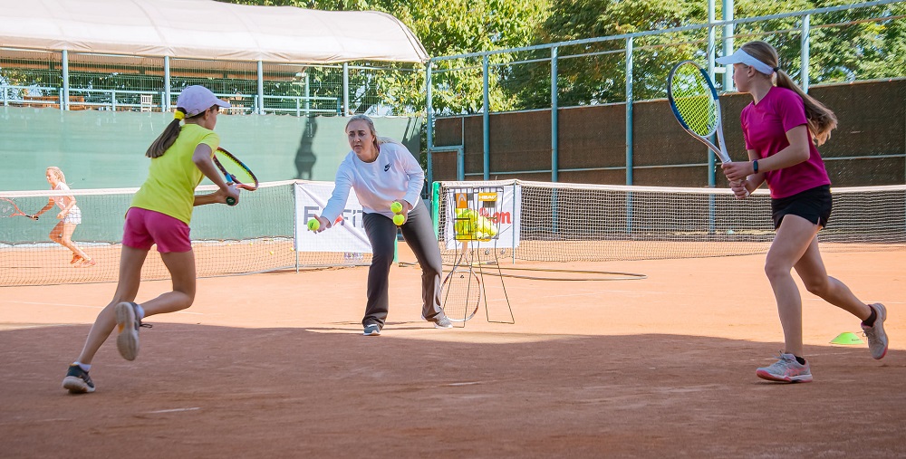 Третий сезон теннисного лагеря от Фонда Элины Свитолиной проходит в Черноморске