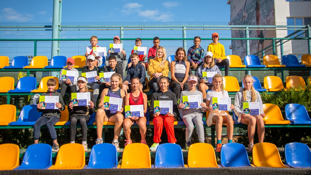 В Черноморске завершился третий сезон теннисного лагеря от Фонда Элины Свитолиной
