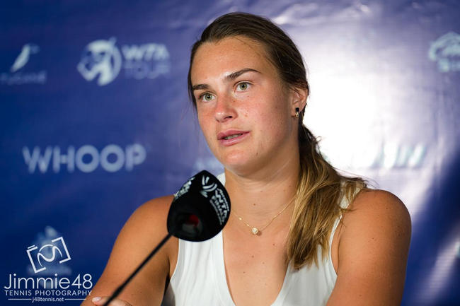 Арина Соболенко о поражении на старте WTA Finals: "Мне не удалось взять себя в руки и вернуться в матч"