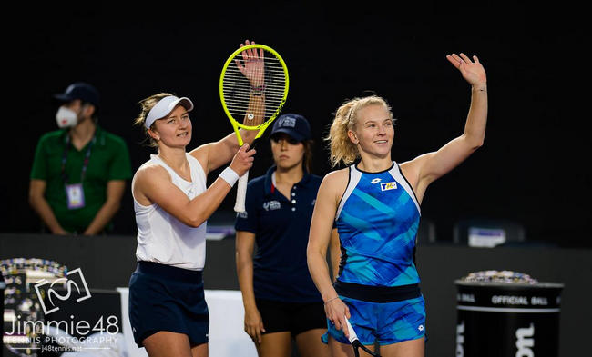 WTA Finals. Крейчикова и Синякова сыграют в парном полуфинале