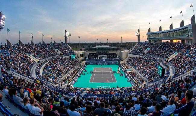 Организаторы турнира в Абу-Даби хотят привлечь в него больше теннисисток