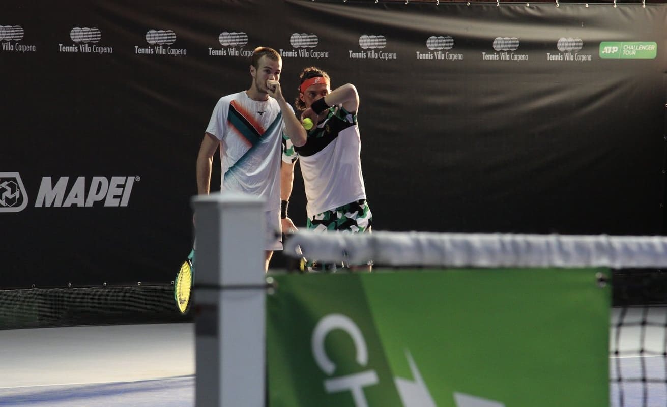 Сачко вышел в парный четвертьфинал в Форли, Молчанов снялся с "челленджера" в По