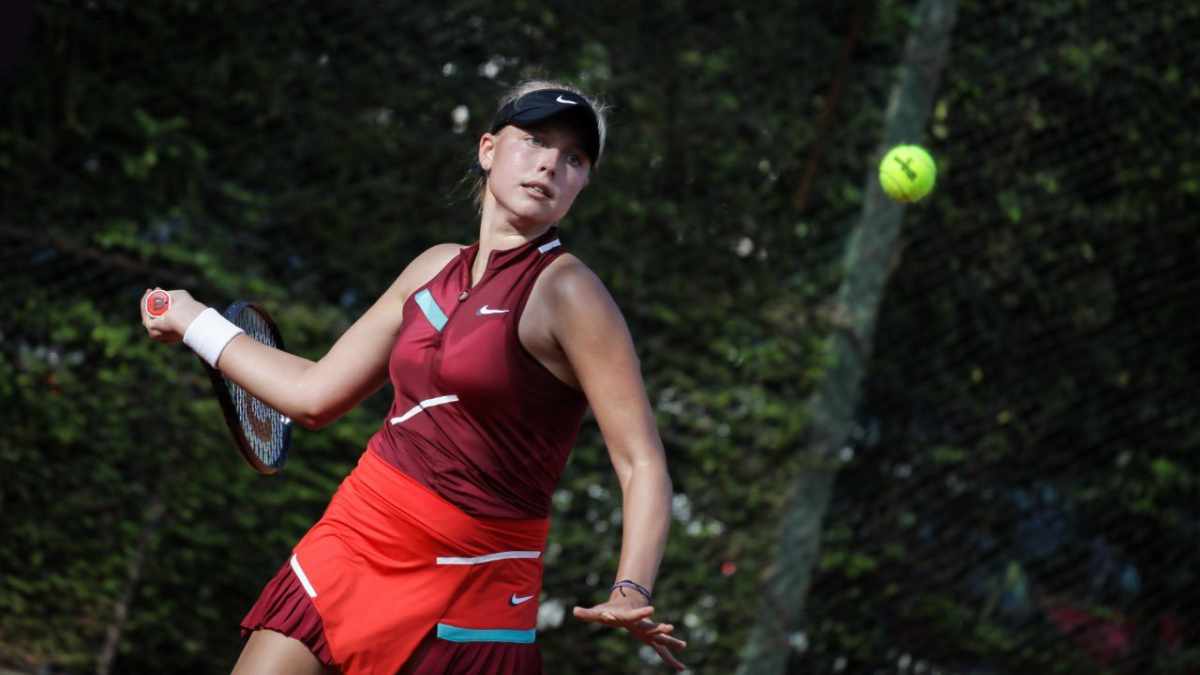 14-летняя Бренда Фругвиртова прошла квалификацию на турнире WTA в Мексике