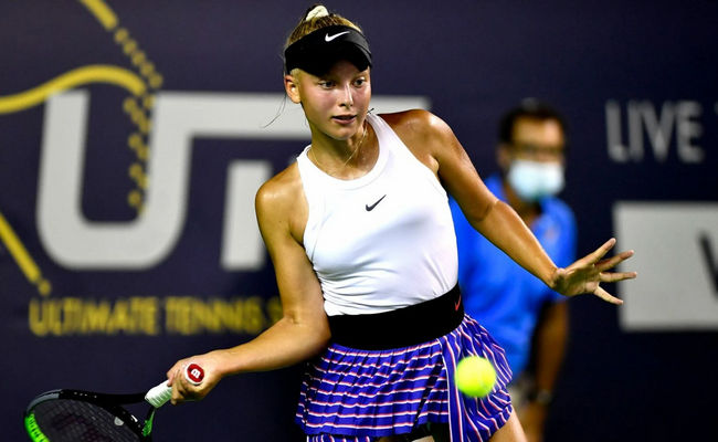 15-летняя чешская теннисистка выиграла пятый титул ITF в сезоне, не проиграв ни одного гейма в финале