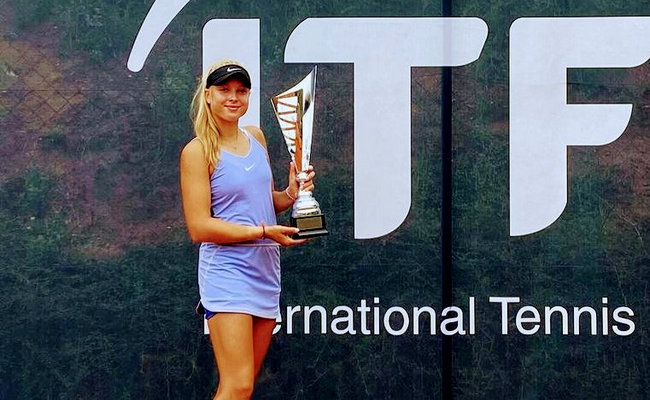 15-летняя Бренда Фругвиртова установила новое достижение в женском теннисе