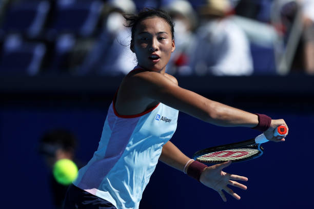 Токіо. 19-річна китайська тенісистка програла у фіналі турніру, Дабровскі та Олмос виграли другий титул у сезоні