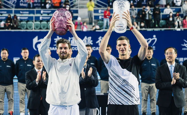 Губерт Гуркач виграв виставковий турнір у Гонконзі