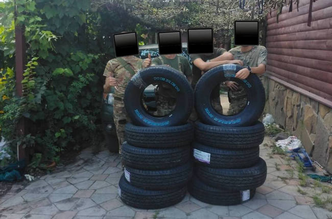 Читатели портала "Большой теннис Украины" помогли приобрести шины для подразделения 67-й ОМБР