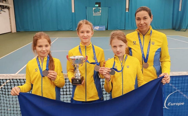 Сборная Украины девочек U12 заняла второе место на Зимнем Кубке Европы