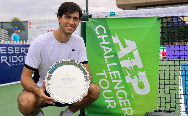 ATP Challenger Tour. Боржеш переміг Берреттіні у фіналі й захистив свій титул в Аризоні, Варильяс виграв турнір у Чилі та повернувся в топ-100