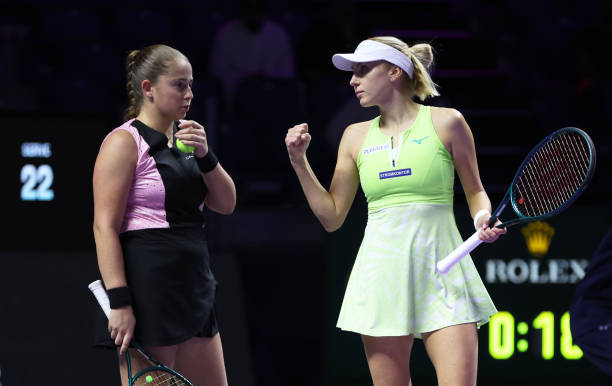 Киченок и Остапенко досрочно потеряли шансы на выход в полуфинал WTA Finals