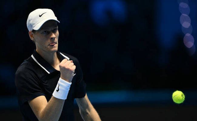 ATP Finals. Синнер в двух сетах победил Фритца и стал единоличным лидером группы