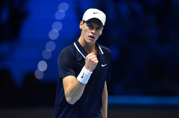 ATP Finals. Синнер обыграл Медведева и помог Фритцу выйти в полуфинал