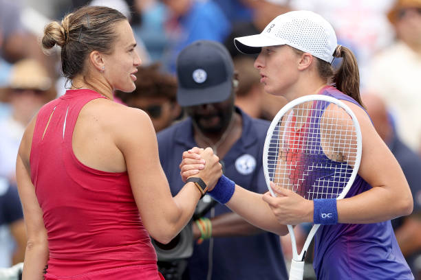 Две теннисистки могут сместить Арину Соболенко с первой строчки рейтинга WTA по итогам Australian Open: возможные сценарии