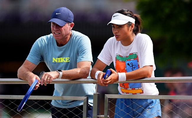 Марк Петчи - о завершении сотрудничества с Эммой Радукану: "Она проживает свою карьеру будто в обратном направлении, и это нелегко"