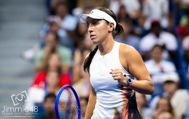 US Open. Пегула и Паолини выиграли свои матчи в двух сетах, Бенчич остановила "квалифаерку" Чжан Шуай